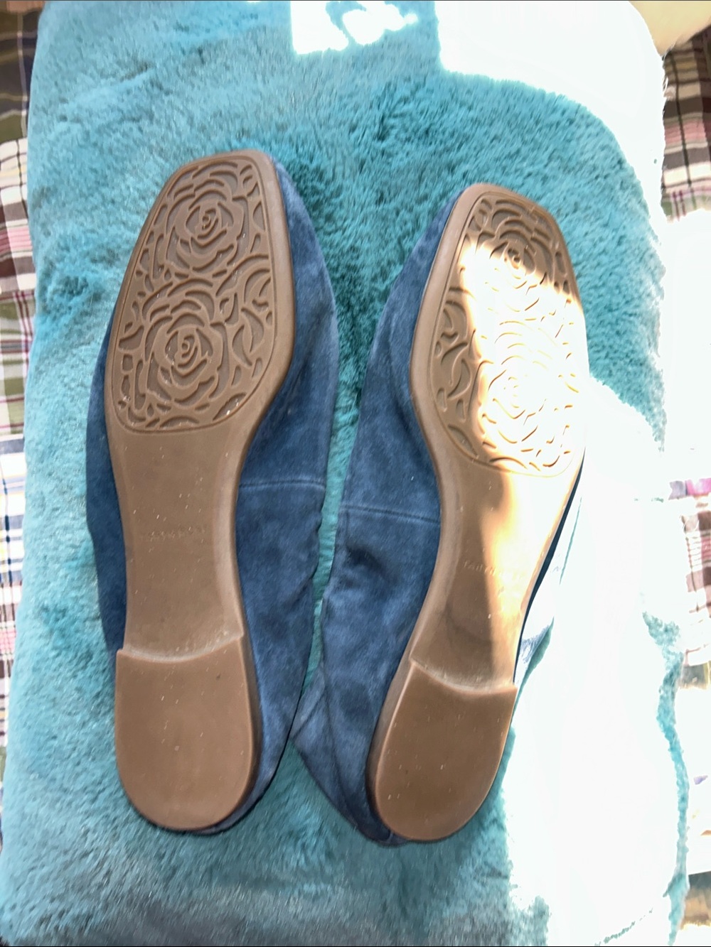 Taryn Rose Navy Suede Floral Ballet Flats - Picture 3 of 4